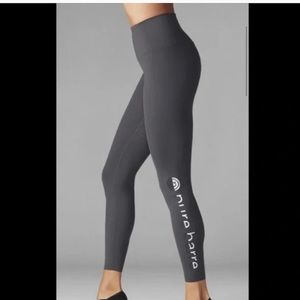 NWOT Tavi Noir Pure Barre Grey Leggings XS